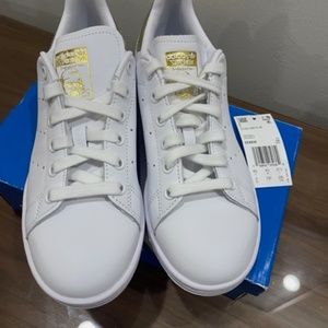 Adidas Stan Smith's White/Gold Women's Size 6